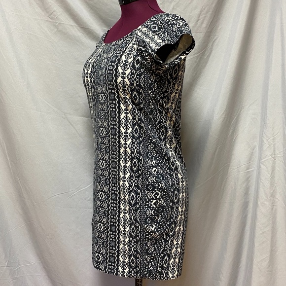 Forever 21 bodycon dress - Picture 3 of 7